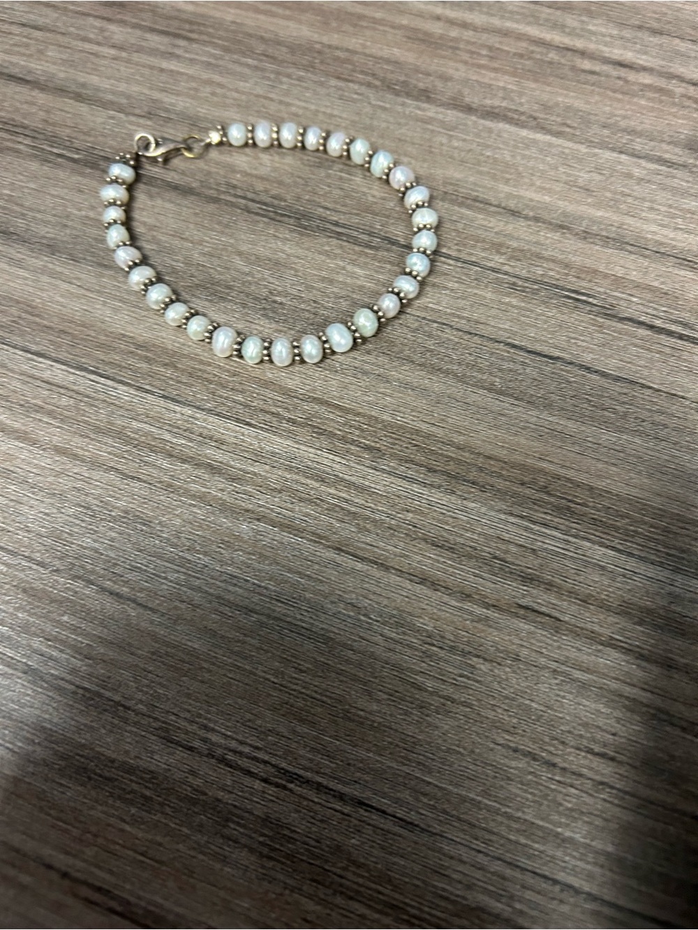 Delicate Pearl Bead Bracelet - White and Gold